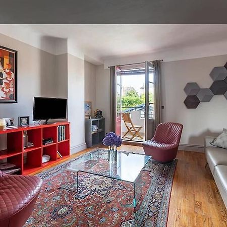 Exceptionnel 3 Pieces Art Deco En Dernier Etage Avec Garage Prive Centre Biarritz Appartement Buitenkant foto